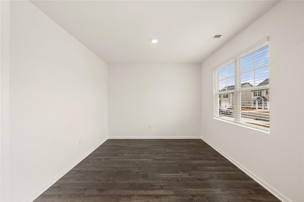5 bedroom, 3 bathroom, 2,511 sq ft single family residence for sale at 8559 Secretariat Drive, Lithonia, GA 30058 — photo 3