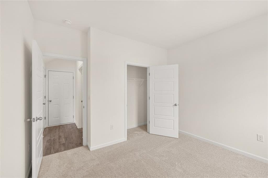 5 bedroom, 3 bathroom, 2,511 sq ft single family residence for sale at 8559 Secretariat Drive, Lithonia, GA 30058 — photo 8
