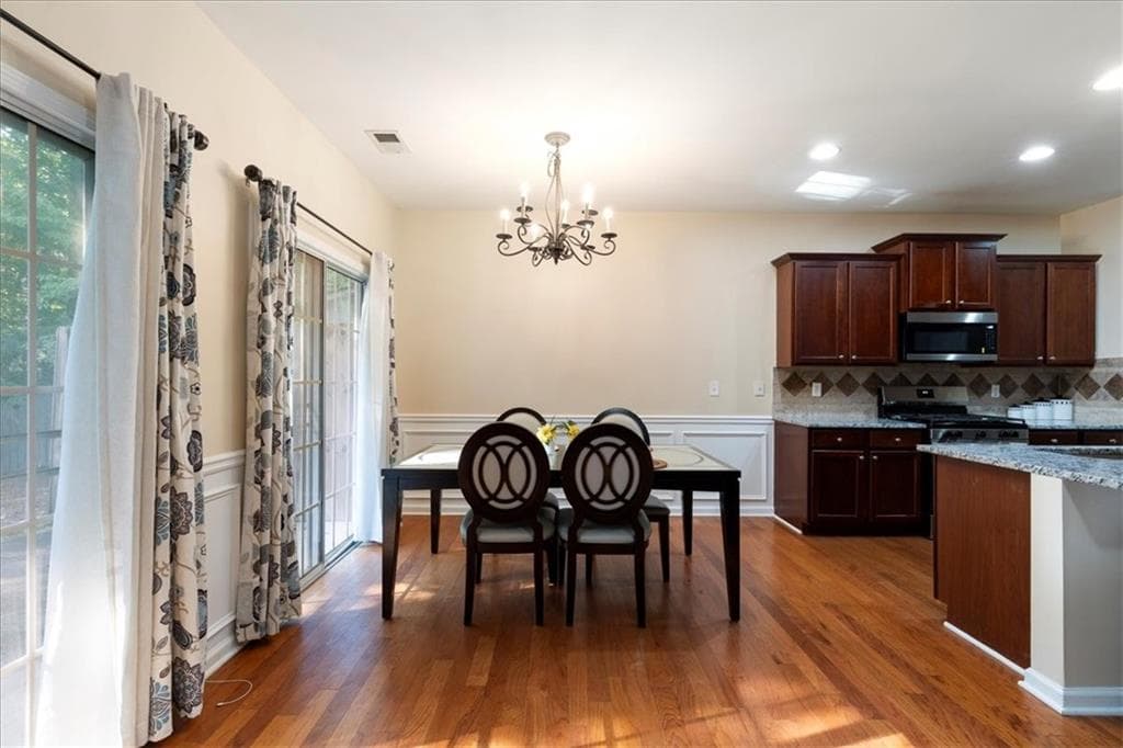 3 bedroom, 3 bathroom, 1,578 sq ft townhouse for sale at 3311 Thornbridge Drive, Powder Springs, GA 30127 — photo 7