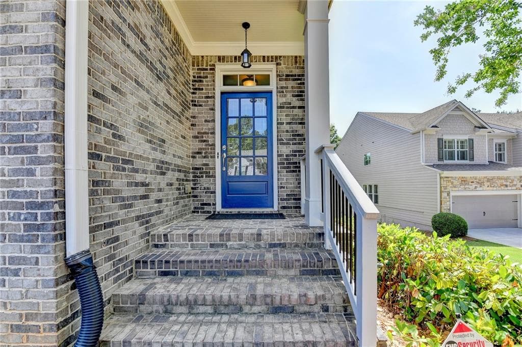 4 bedroom, 4 bathroom, 3,234 sq ft townhouse for sale at 5915 Vista Brook Drive, Suwanee, GA 30024 — photo 2