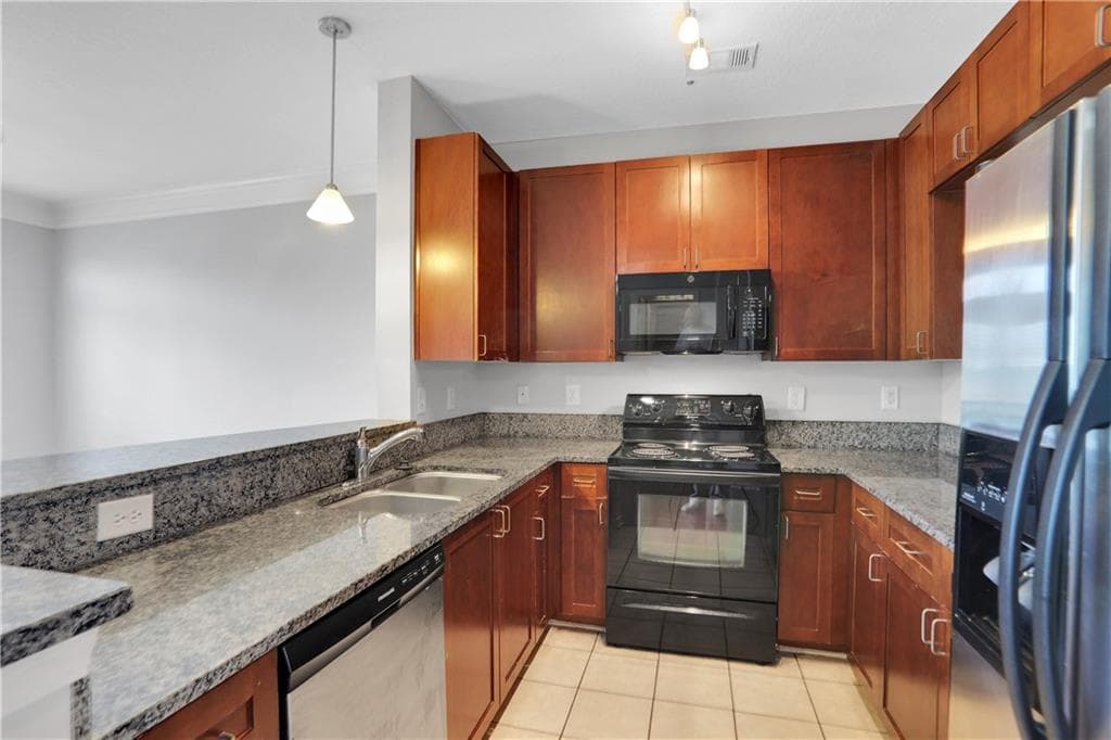 3 bedroom, 3 bathroom, 1,500 sq ft condominium for sale at 400 17th Street 1341, Atlanta, GA 30363 — photo 8