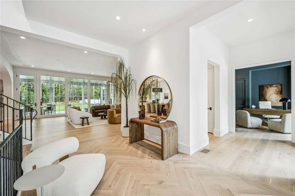 6 bedroom, 8 bathroom, 10,100 sq ft single family residence for sale at 3167 Rilman Road, Atlanta, GA 30327 — photo 5