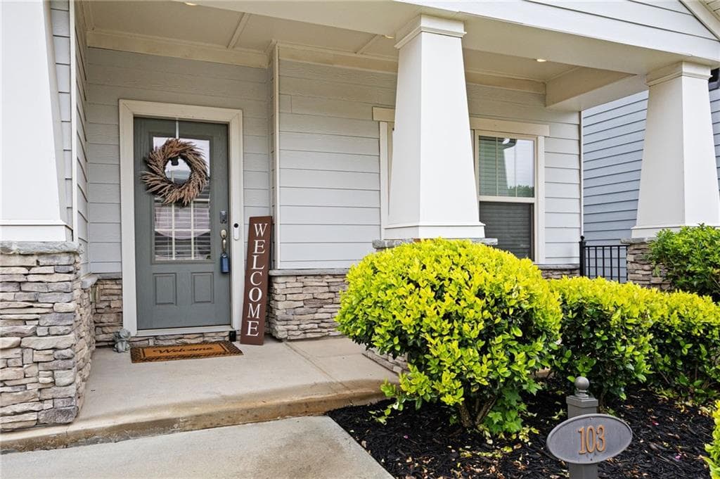 5 bedroom, 4 bathroom, 3,108 sq ft single family residence for sale at 103 Grove View Road, Woodstock, GA 30189 — photo 2