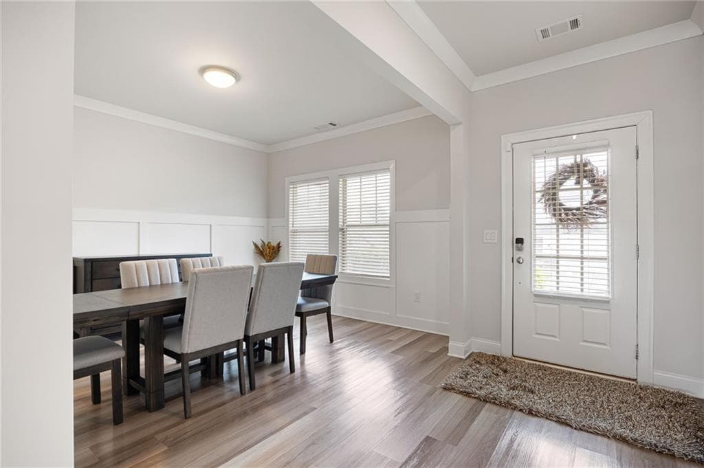 5 bedroom, 4 bathroom, 3,108 sq ft single family residence for sale at 103 Grove View Road, Woodstock, GA 30189 — photo 3