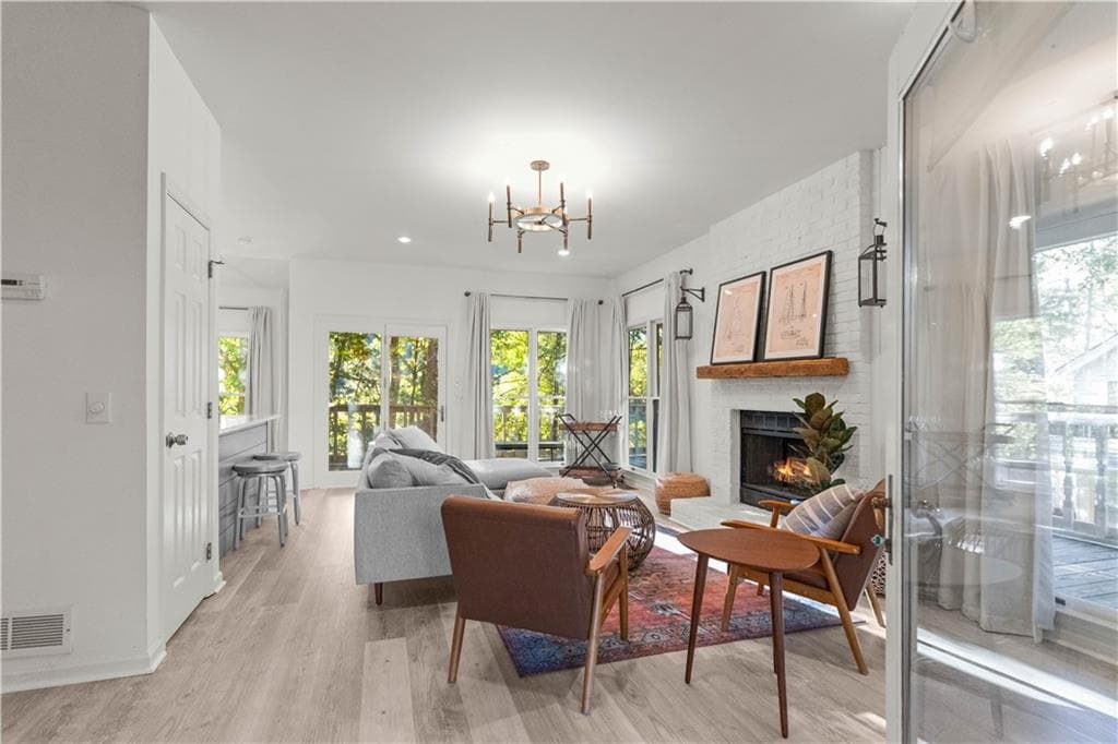 3 bedroom, 3 bathroom, 1,901 sq ft townhouse under contract at 1042 Cupp Lane, Greensboro, GA 30642 — photo 4