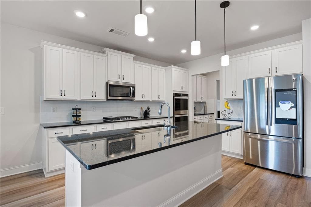 5 bedroom, 4 bathroom, 3,108 sq ft single family residence for sale at 103 Grove View Road, Woodstock, GA 30189 — photo 8