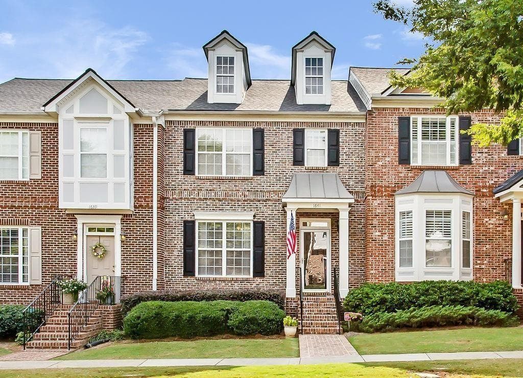 3 bedroom, 4 bathroom, 1,975 sq ft townhouse for sale at 1641 Perserverence Hill Circle 11, Kennesaw, GA 30152