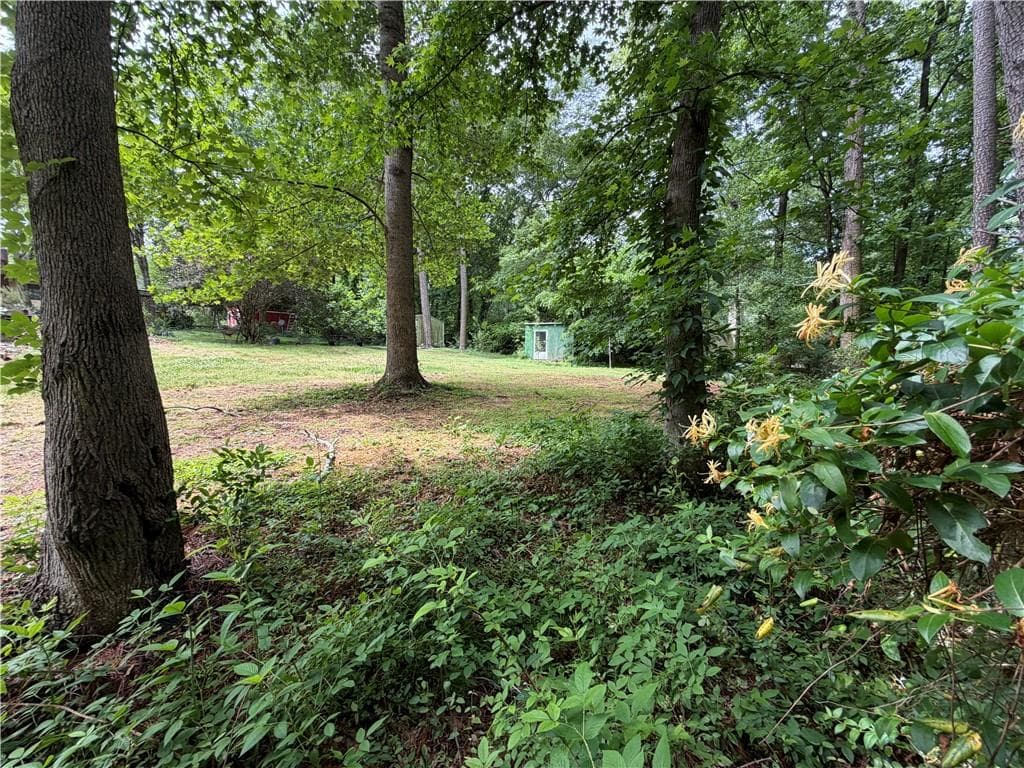 3 bedroom, 2 bathroom, 1,354 sq ft single family residence for sale at 232 Manning Drive, Alpharetta, GA 30009 — photo 6