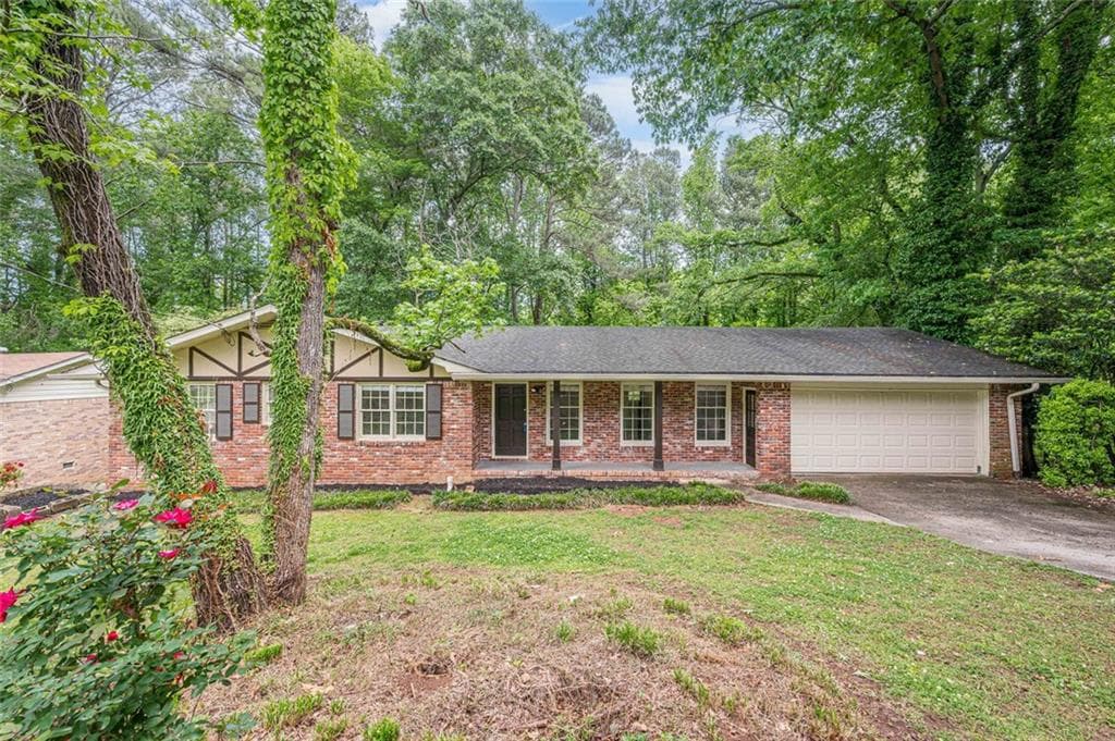 5 bedroom, 2 bathroom, 2,031 sq ft single family residence sold at 2651 Oxbow Way, Marietta, GA 30008
