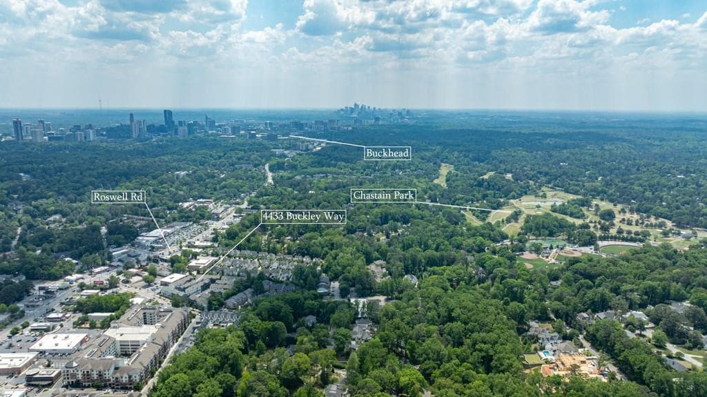 2 bedroom, 3 bathroom, 1,350 sq ft townhouse for sale at 4433 Buckley Way, Atlanta, GA 30342 — photo 2