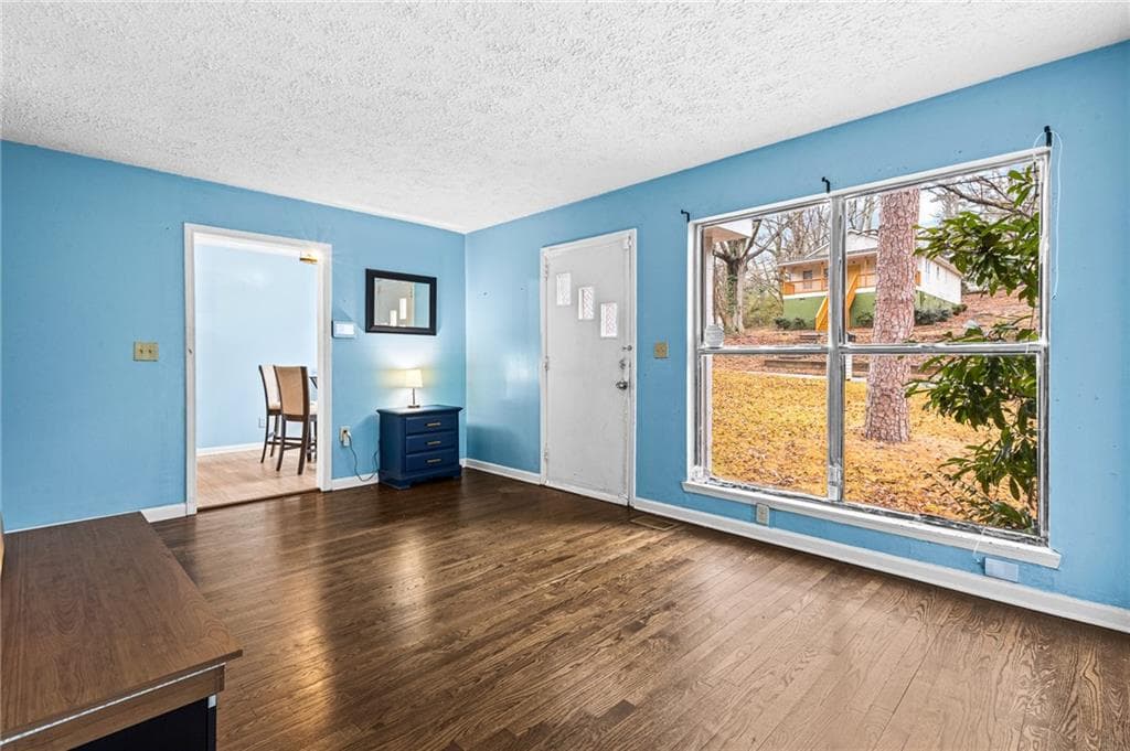other under contract at 1993 Akron Drive, Atlanta, GA 30315 — photo 2