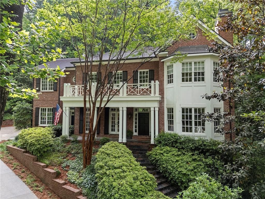 5 bedroom, 5 bathroom, 5,451 sq ft single family residence sold at 2769 Mornington Drive, Atlanta, GA 30327