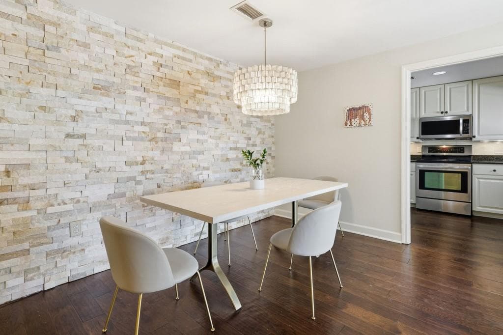 2 bedroom, 3 bathroom, 1,345 sq ft condominium for sale at 195 14th Street 1602, Atlanta, GA 30309 — photo 3