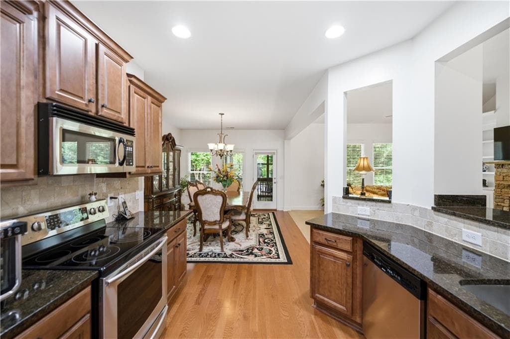 4 bedroom, 3 bathroom, 2,174 sq ft single family residence for sale at 2017 Eagles Ridge, Waleska, GA 30183 — photo 7