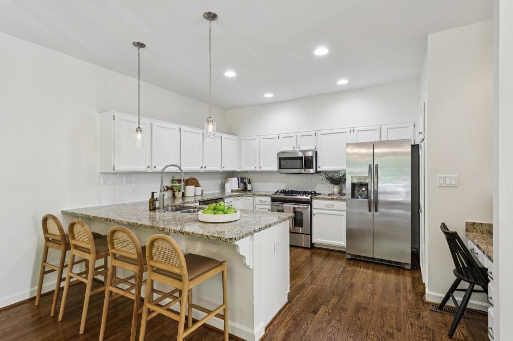 4 bedroom, 4 bathroom, 3,102 sq ft single family residence for sale at 2433 Oostanaula Drive, Brookhaven, GA 30319 — photo 3