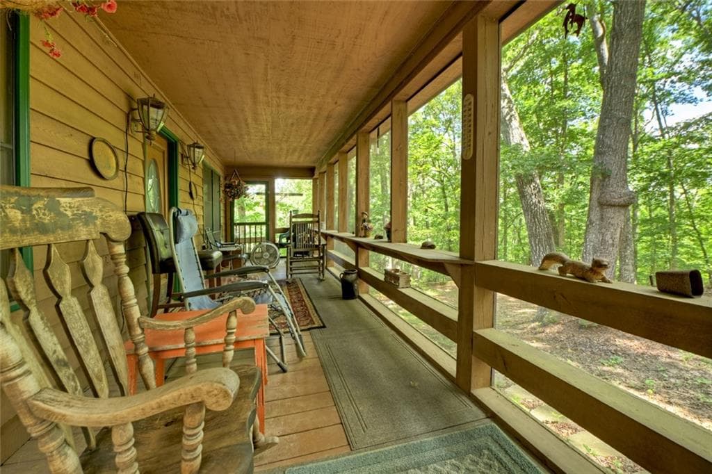 3 bedroom, 3 bathroom, 2,980 sq ft single family residence for sale at 88 Wagon Tracks Ridge, Mineral Bluff, GA 30559 — photo 4