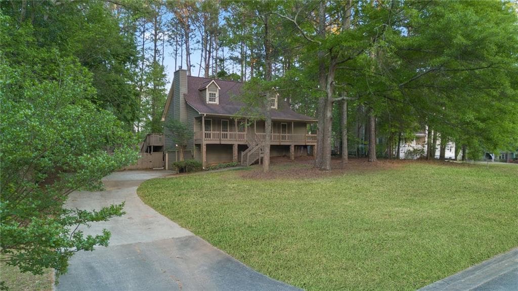 4 bedroom, 3 bathroom, 2,116 sq ft single family residence under contract at 77 Alma Drive, Dallas, GA 30157