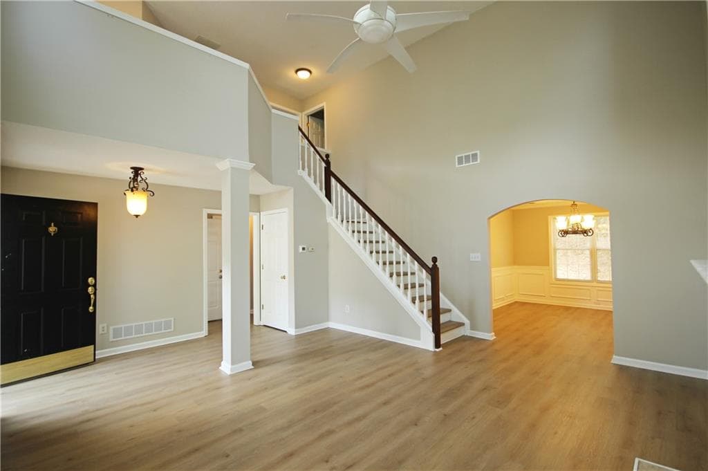 4 bedroom, 3 bathroom, 1,938 sq ft single family residence for sale at 1030 Soaring Drive, Marietta, GA 30062 — photo 2