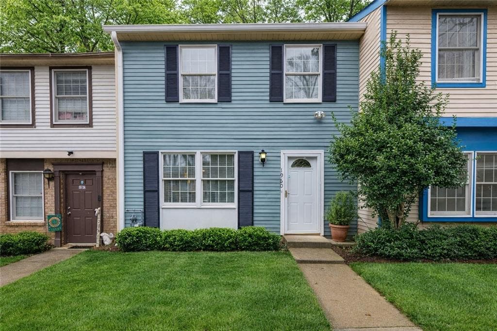 3 bedroom, 2 bathroom, 1,280 sq ft townhouse sold at 1960 Hamilton Place, Marietta, GA 30067