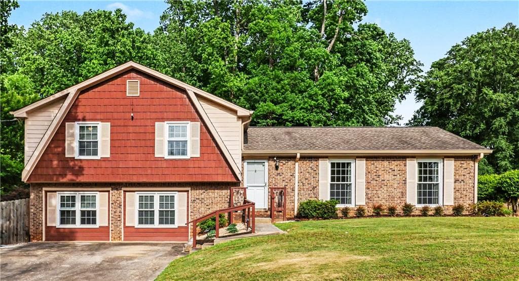 1315 Sanden Ferry Drive, Decatur, GA 30033 — most recent listing photo