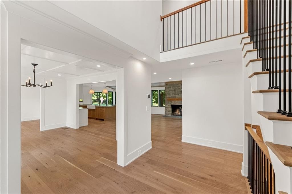 5 bedroom, 6 bathroom, 3,544 sq ft single family residence for sale at 1125 Lake Charles Drive, Roswell, GA 30075 — photo 9