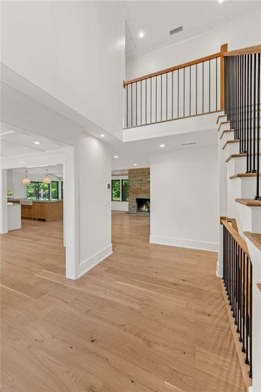 5 bedroom, 6 bathroom, 3,544 sq ft single family residence for sale at 1125 Lake Charles Drive, Roswell, GA 30075 — photo 8