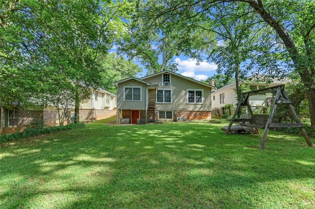 3 bedroom, 3 bathroom, 2,262 sq ft single family residence for sale at 1862 Linwood Avenue, Atlanta, GA 30344 — photo 7