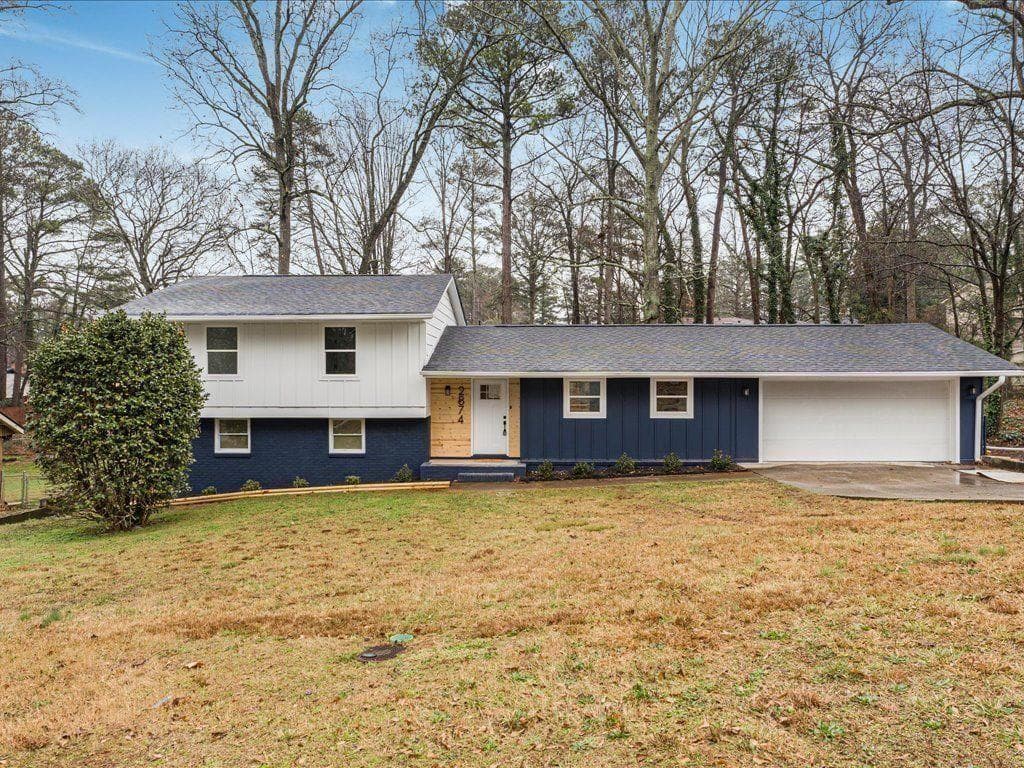 5 bedroom, 3 bathroom, 2,728 sq ft single family residence for sale at 2874 Cocklebur Cove Court, Decatur, GA 30034