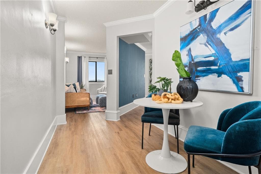 1 bedroom, 1 bathroom, 536 sq ft condominium for sale at 795 Hammond Drive 1709, Atlanta, GA 30328 — photo 1 of 22