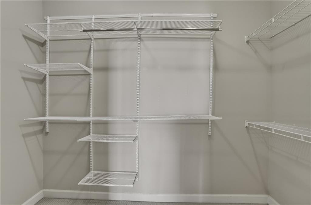 1 bedroom, 2 bathroom, 855 sq ft condominium for sale at 711 Cosmopolitan Drive 353, Atlanta, GA 30324 — photo 7