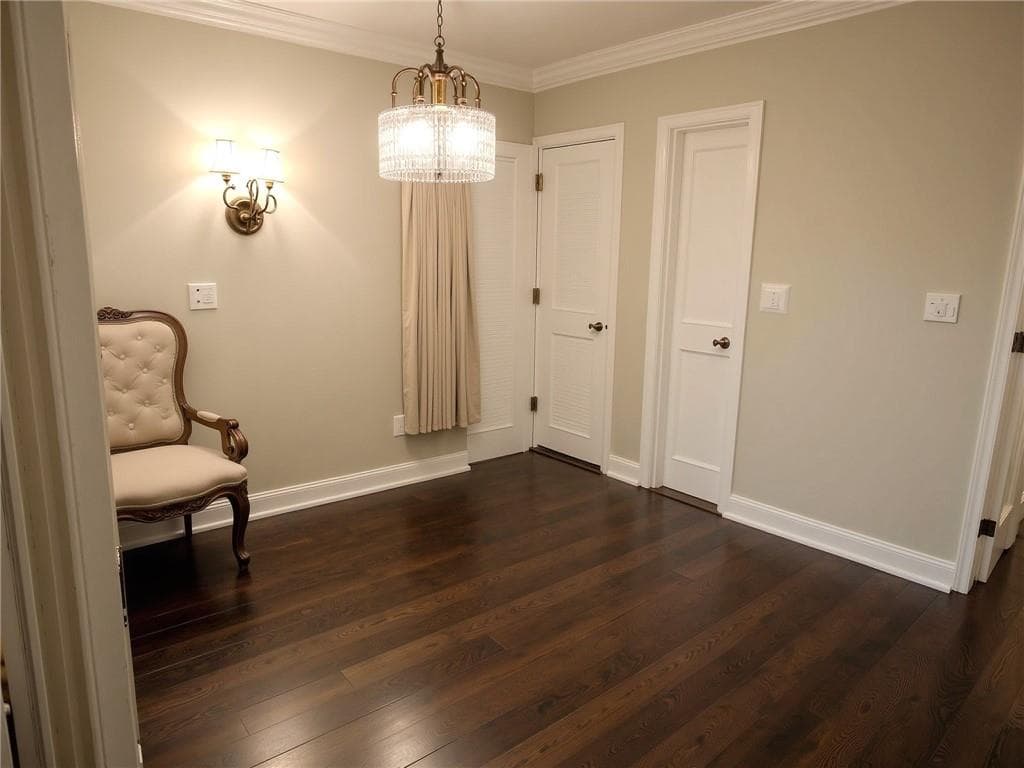 2 bedroom, 2 bathroom, 952 sq ft townhouse for sale at 2270 Wellington Circle, Lithonia, GA 30058 — photo 10
