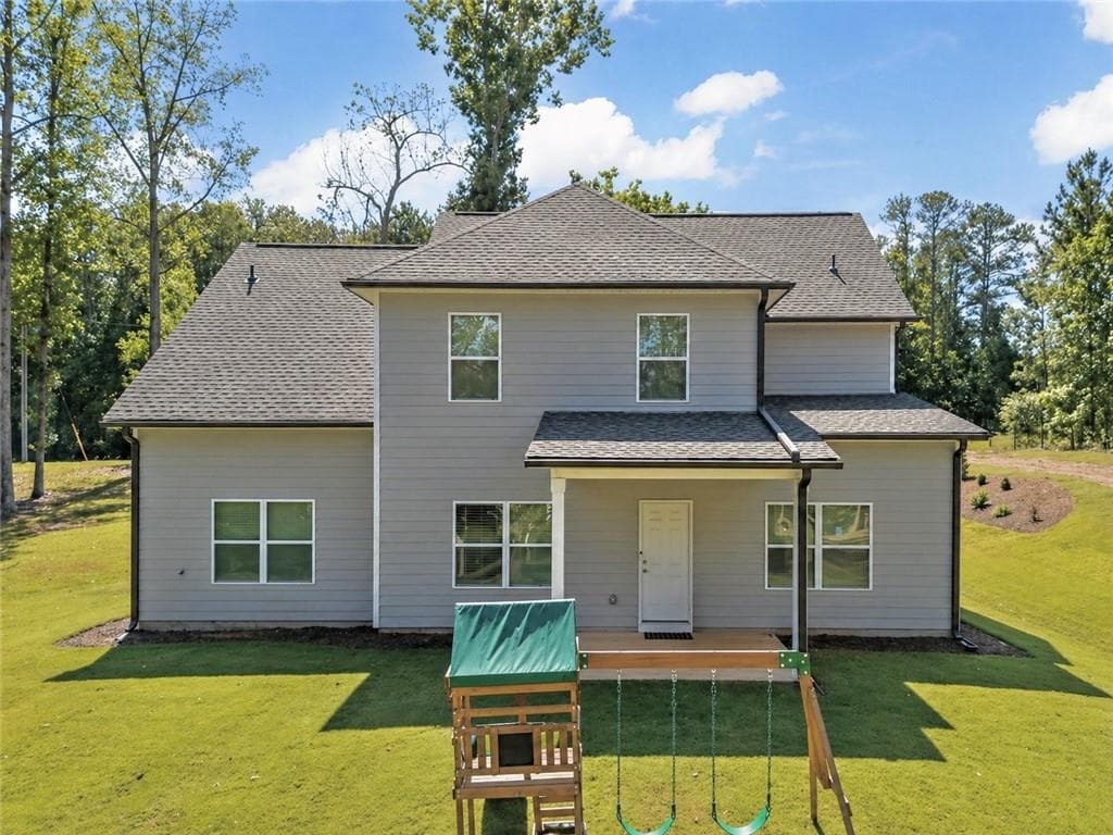 5 bedroom, 4 bathroom, 2,932 sq ft single family residence for sale at 425 Boynton Road, Hampton, GA 30228 — photo 10