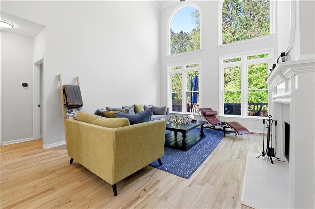 6 bedroom, 4 bathroom, 4,573 sq ft single family residence for sale at 1015 Windhaven Drive, Alpharetta, GA 30005 — photo 4