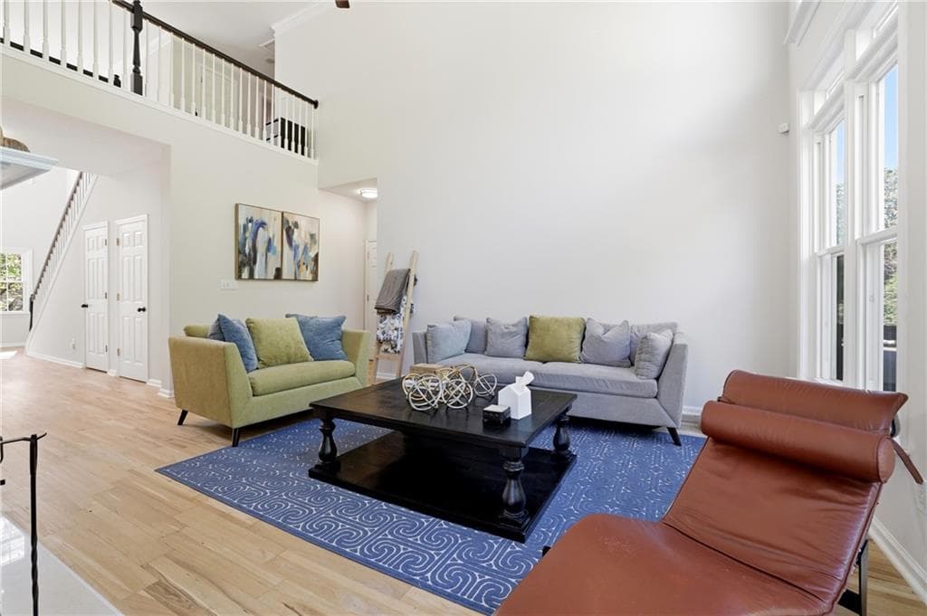 6 bedroom, 4 bathroom, 4,573 sq ft single family residence for sale at 1015 Windhaven Drive, Alpharetta, GA 30005 — photo 6