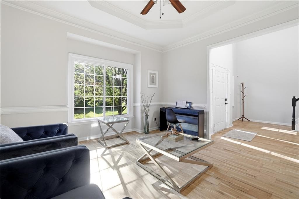 6 bedroom, 4 bathroom, 4,573 sq ft single family residence for sale at 1015 Windhaven Drive, Alpharetta, GA 30005 — photo 8
