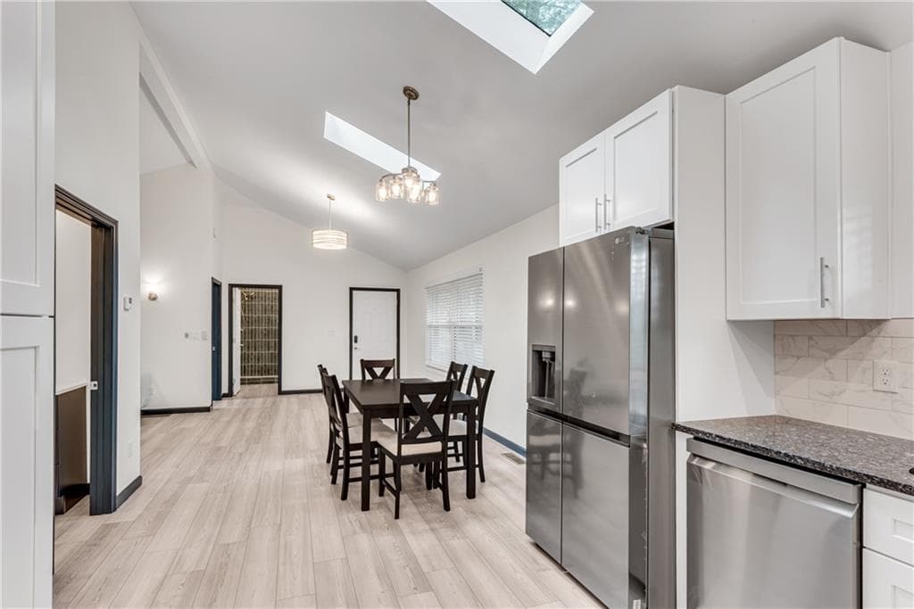 2 bedroom, 2 bathroom, 1,405 sq ft single family residence for rent at 1966 Mark Trail, Decatur, GA 30032 for $2,295 a month — photo 10