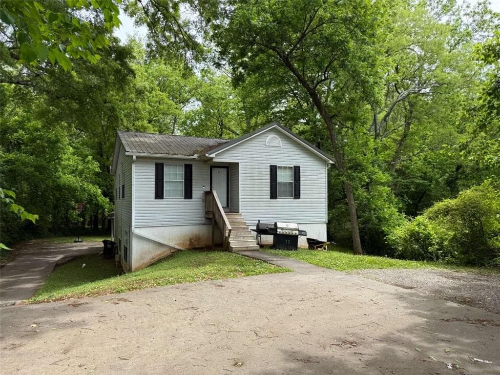 duplex for sale at 1300 Calhoun Avenue, Rome, GA 30161 — photo 2