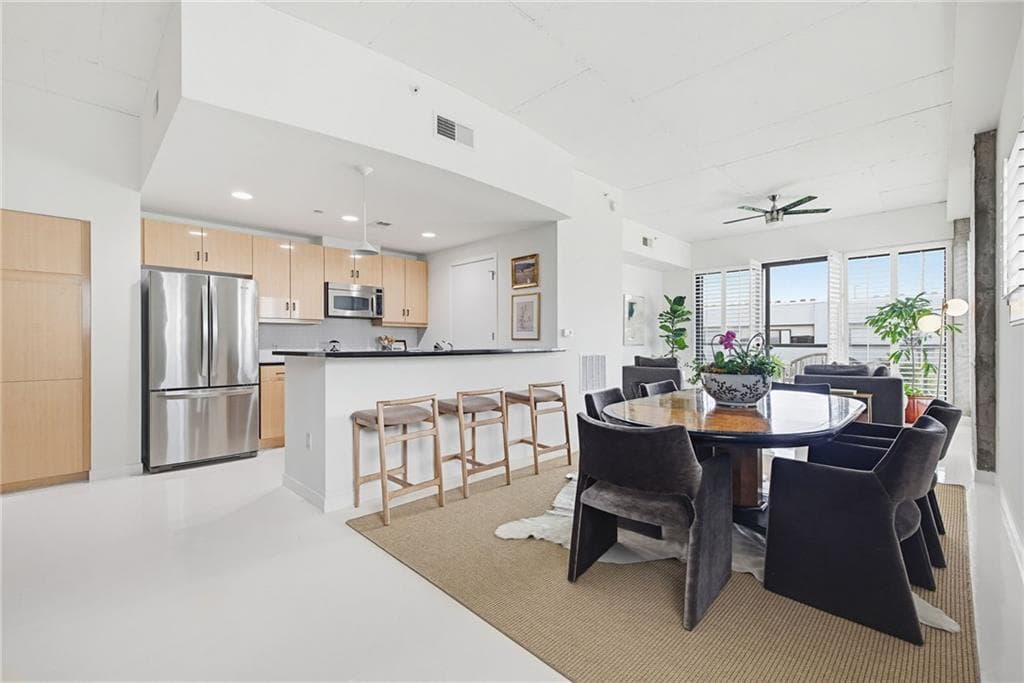 2 bedroom, 2 bathroom, 1,324 sq ft condominium for sale at 335 W Ponce De Leon Avenue 601, Decatur, GA 30030 — photo 8
