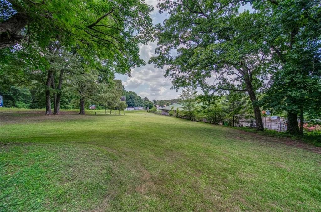 2 bedroom, 1 bathroom, 816 sq ft single family residence for sale at 261 Steve Tate Highway, Marble Hill, GA 30148 — photo 9