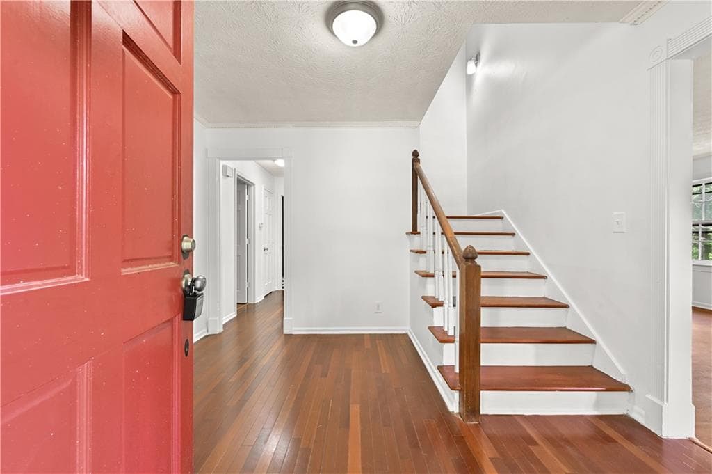 4 bedroom, 3 bathroom, 2,590 sq ft single family residence for sale at 1767 Grandeus Lane, Stone Mountain, GA 30087 — photo 4