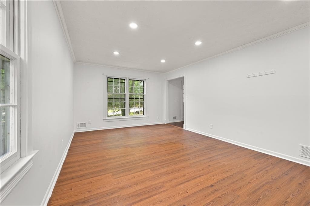 4 bedroom, 3 bathroom, 2,590 sq ft single family residence for sale at 1767 Grandeus Lane, Stone Mountain, GA 30087 — photo 8
