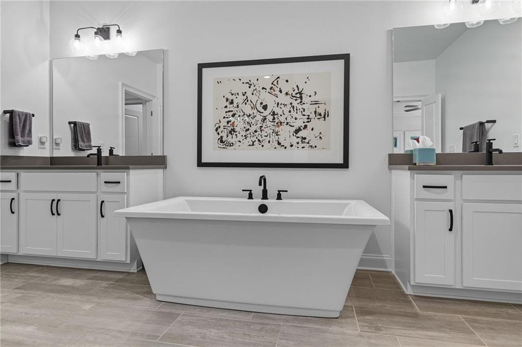 4 bedroom, 4 bathroom, 3,716 sq ft townhouse for sale at 3226 Artessa Lane, Roswell, GA 30075 — photo 5