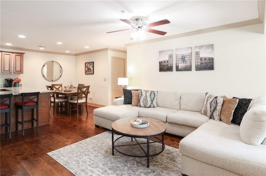 204 Madison Lane, Smyrna, GA 30080 — most recent listing photo