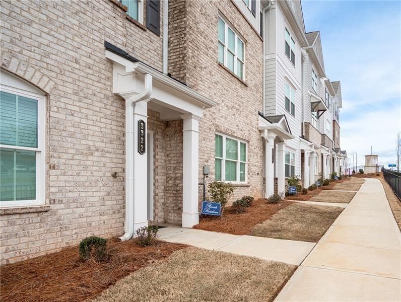 3 bedroom, 4 bathroom, 1,800 sq ft townhouse for sale at 3322 Cranston Lane, Kennesaw, GA 30144 — photo 4