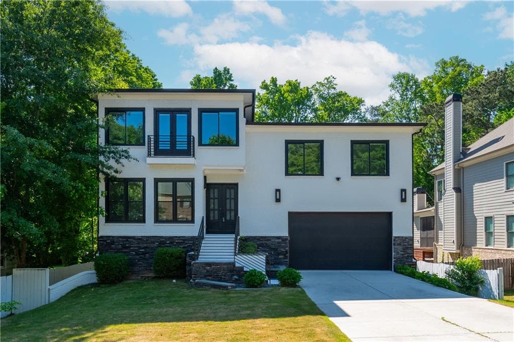 6 bedroom, 6 bathroom, 5,541 sq ft single family residence for sale at 2804 Skyland Drive, Brookhaven, GA 30341 — photo 2