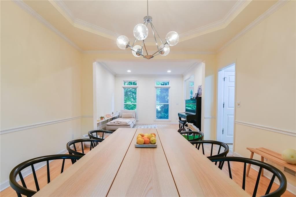 6 bedroom, 5 bathroom, 4,692 sq ft single family residence for sale at 2692 Dunmoore Drive, Snellville, GA 30078 — photo 5