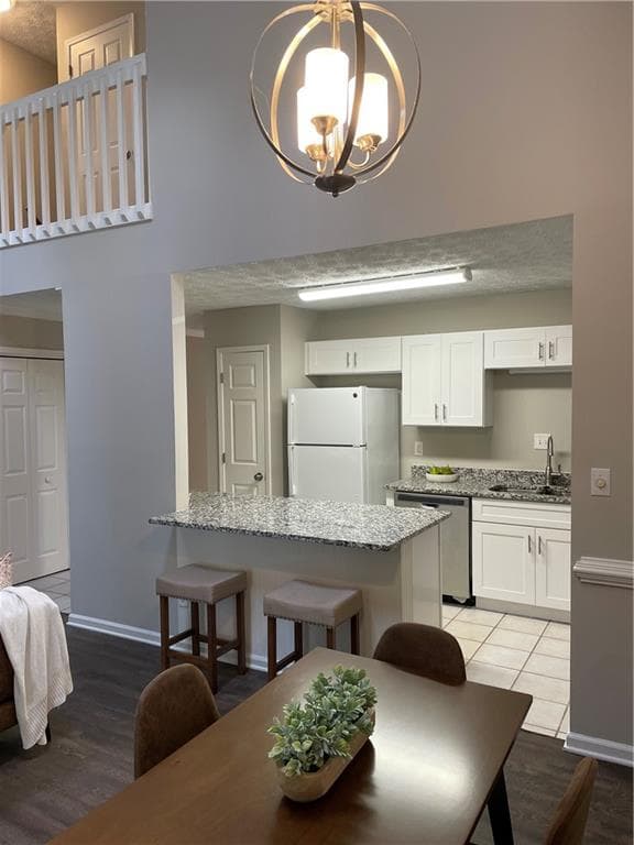 3 bedroom, 2 bathroom, 1,390 sq ft townhouse for rent at 1068 Travelers Trail, Kennesaw, GA 30144 for $2,300 a month — photo 5