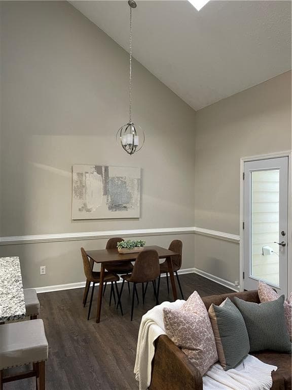 3 bedroom, 2 bathroom, 1,390 sq ft townhouse for rent at 1068 Travelers Trail, Kennesaw, GA 30144 for $2,300 a month — photo 7
