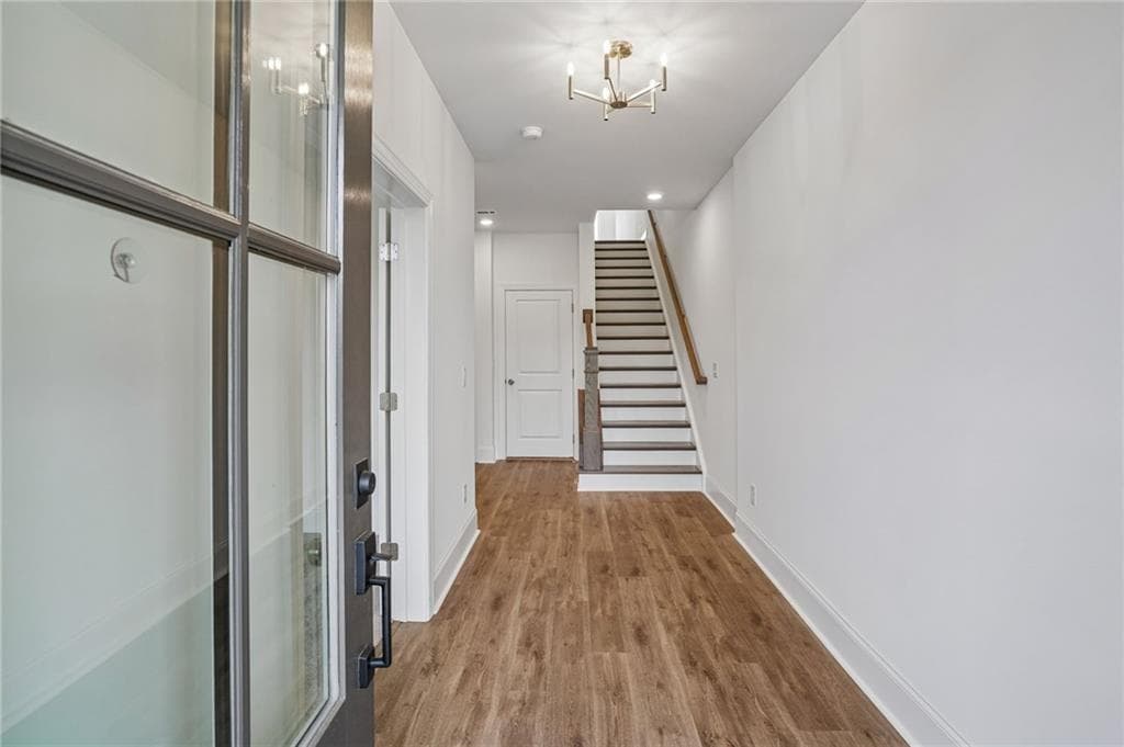 4 bedroom, 4 bathroom, 2,400 sq ft townhouse under contract at 1502 Westend Way 331, Cumming, GA 30041 — photo 2