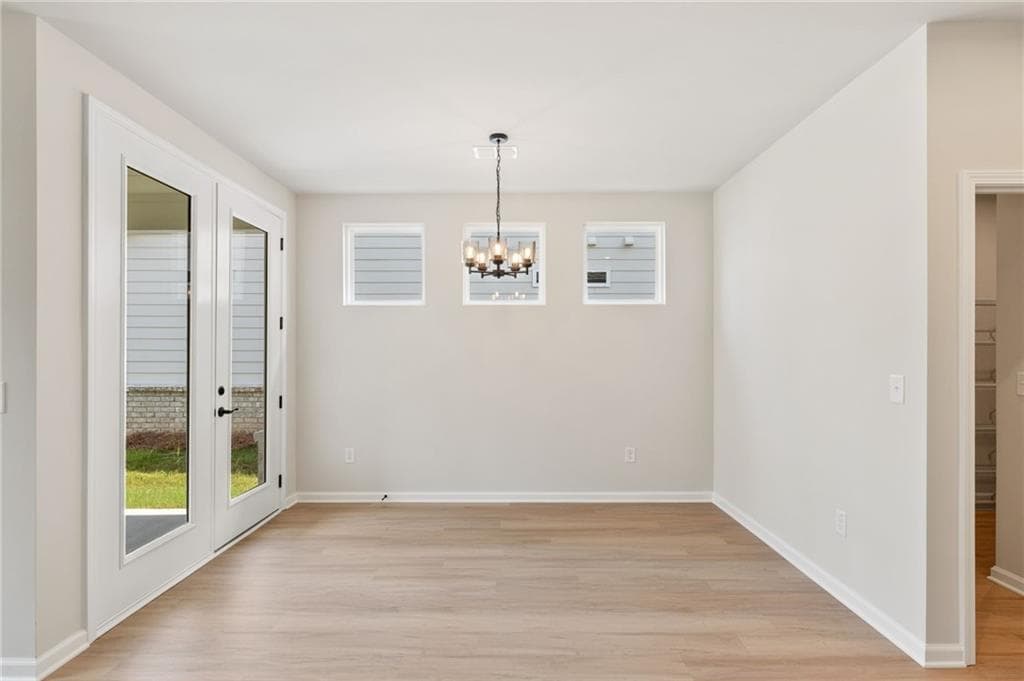 3 bedroom, 2 bathroom, 1,947 sq ft single family residence for sale at 1541 Savory Way, Loganville, GA 30052 — photo 6
